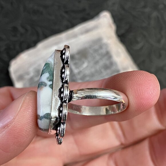 Druzy Tree Agate Antique Styled Ring Size 8 and a Half - Picture 5 of 10